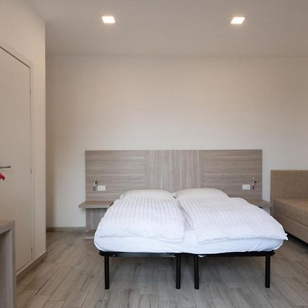 Hotel Deutsche Familien فينالي ليغوري المظهر الخارجي الصورة